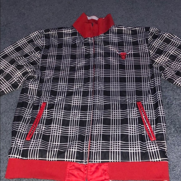 Chicago Bulls Other - Chicago Bulls ( Two sided jacket)Authentic !